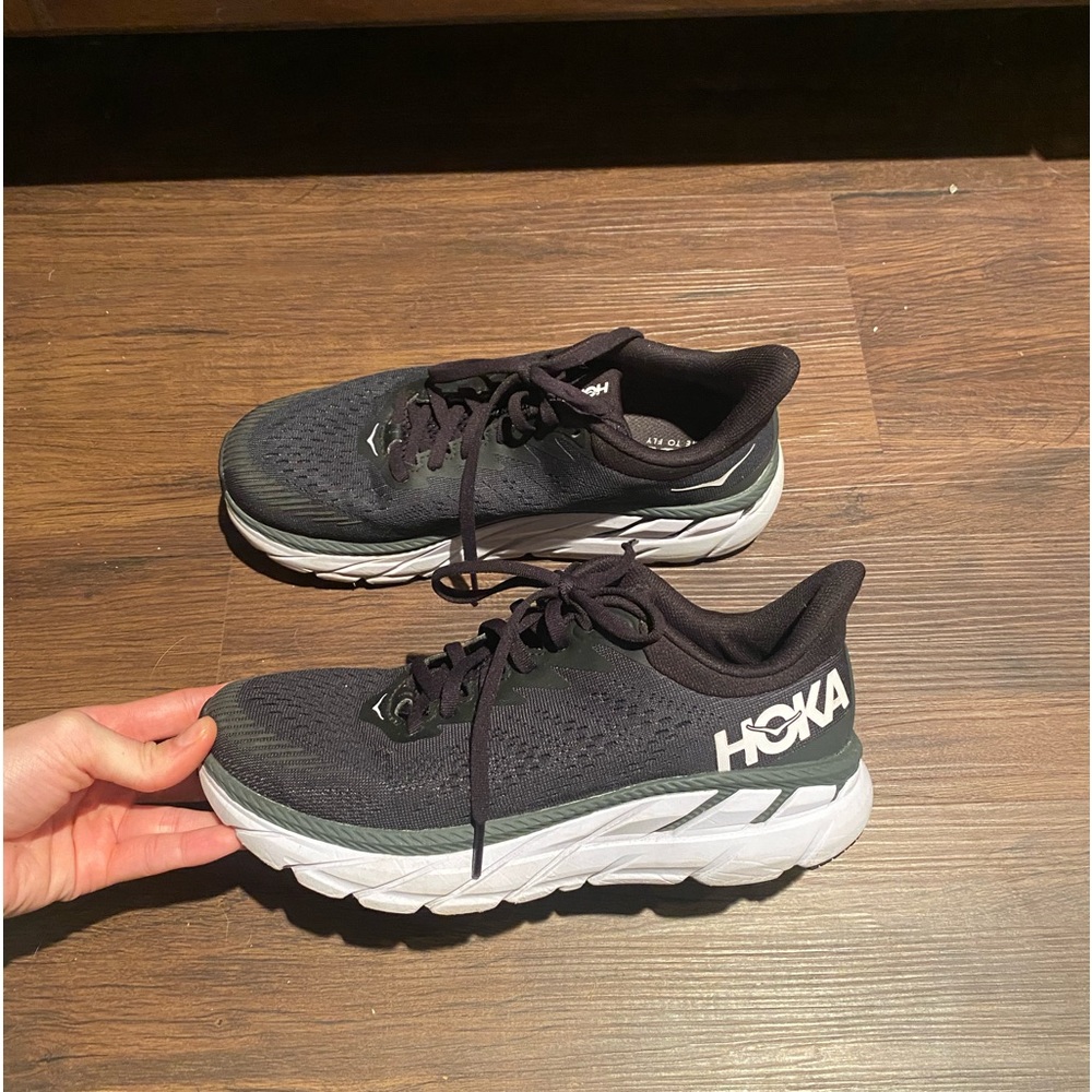 Hoka Clifton 8